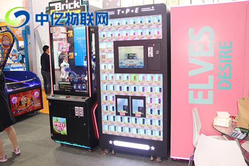 為什么口紅自動(dòng)售貨機(jī)物聯(lián)卡這么吸引顧客？